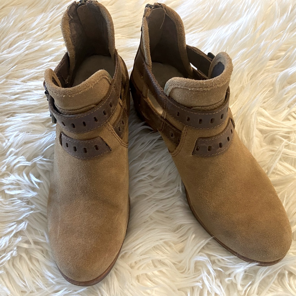Beautiful UGG boots